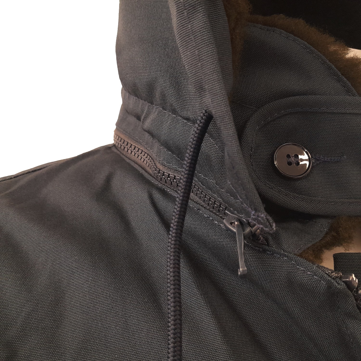 Détail capuche amovible