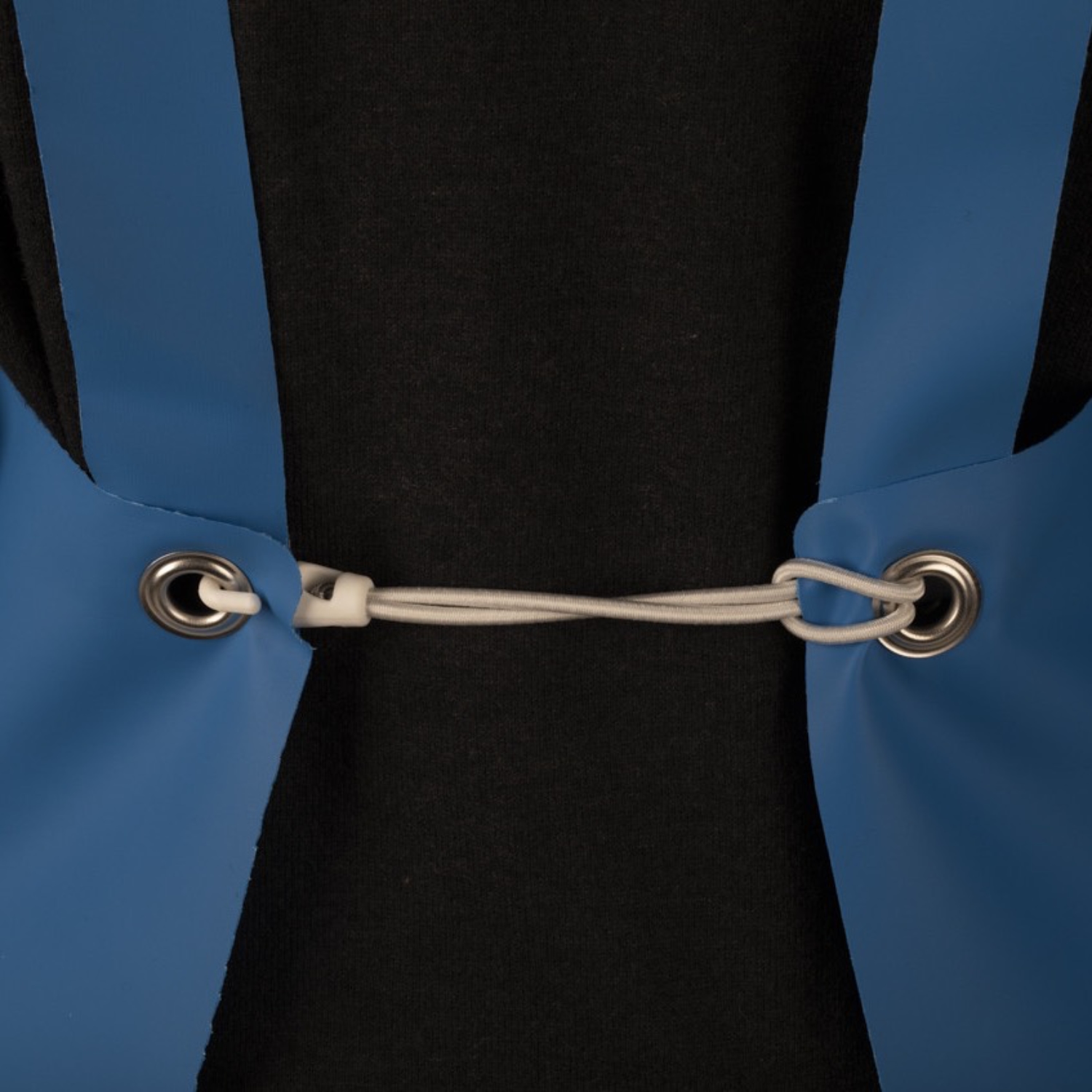 Détail élastique ajustable par crochet élastique